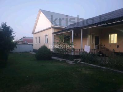 Отдельный дом · 5 комнат · 180 м², мкр Бектобе, Кондратьева 29г — Крылова за 450 000 〒 в Таразе