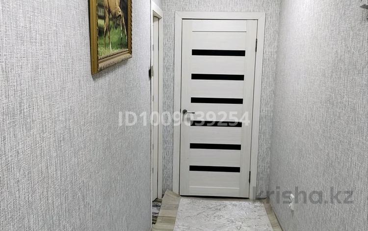 3-бөлмелі пәтер · 65 м² · 3/3 қабат, Жангозина 12 — Городок баня, Каскеленский гуманитарно-технический колледж, бағасы: 20 млн ₸ — фото 14
