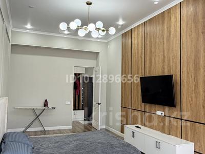 1-бөлмелі пәтер · 60 м² · 6/9 қабат, 16-й мкр 14 — Сзади ТРК Актау, бағасы: 200 000 ₸