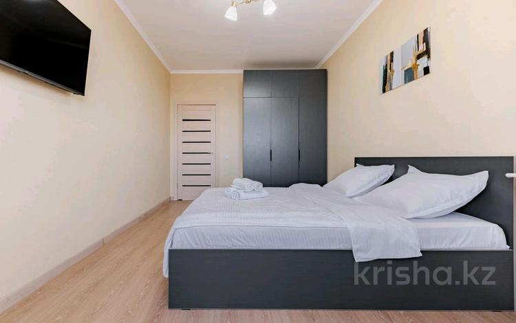 2-бөлмелі пәтер · 53 м² · 18/22 қабат, Бектурова 4/1, бағасы: 16 000 ₸ в Астане, Нура р-н — фото 2
