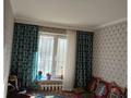 3-бөлмелі пәтер · 63 м² · 1/5 қабат, Тәуелсіздік 20 — 5 мектепке қарама қарсы тұр карандаш магазин артында, бағасы: 15 млн ₸ в Текели — фото 3