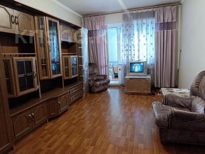 2-комнатная квартира, 63.3 м², 4/4 этаж, Тауке хана пр-т (бывш. Коммунистический пр-т) за 23 млн 〒 в Шымкенте, Аль-Фарабийский р-н