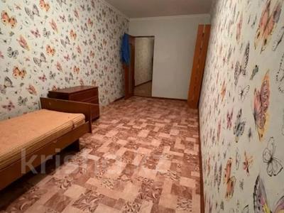 2-комнатная квартира · 45 м² · 5/5 этаж, мкр Строитель за 14.7 млн 〒 в Уральске