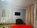 1-комнатная квартира, 52 м² посуточно, Торайгырова за 12 000 〒 в Алматы, Бостандыкский р-н — фото 3