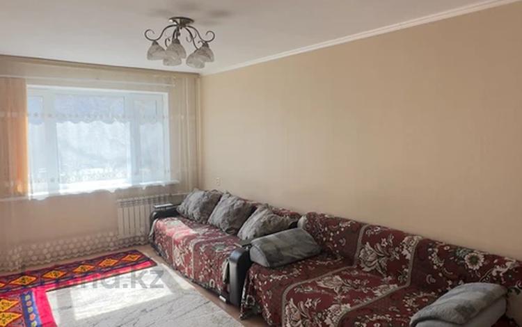 2-комнатная квартира · 65 м² · 2/5 этаж, 7 микрорайон 64 за 12 000 〒 в Темиртау — фото 19