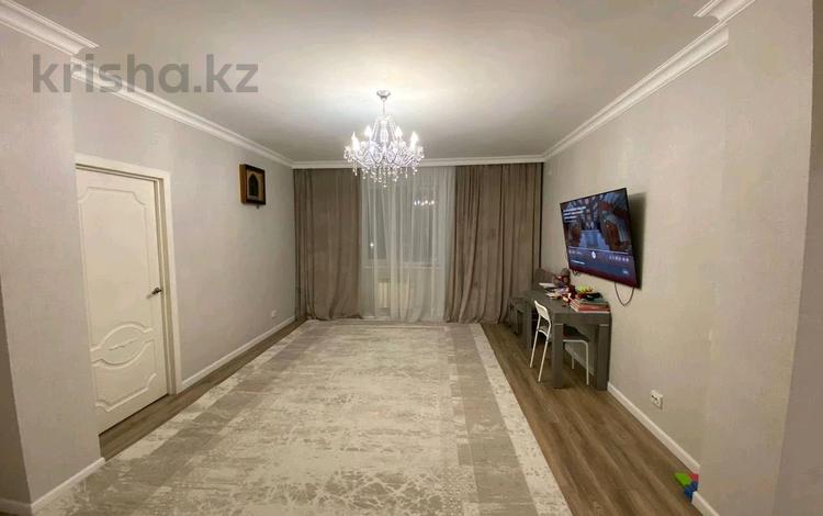 4-бөлмелі пәтер · 99.5 м² · 3/9 қабат, Малдагалиева 4, бағасы: 49 млн ₸ в Астане, Нура р-н — фото 2