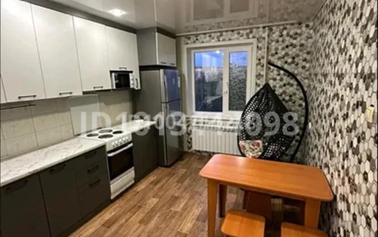 1-комнатная квартира · 39 м² · 6/9 этаж, чокина 36 за 16.5 млн ₸ в Павлодаре — фото 2