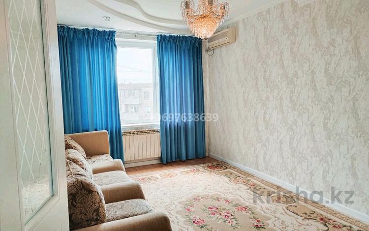 1-бөлмелі пәтер, 42 м², 3 қабат тәулік бойы, 17 мкр 90, бағасы: 7 000 〒 в Актау — фото 2