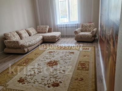 2-комнатная квартира · 71.9 м² · 2/5 этаж, Бокенбай Батыра за 190 000 ₸ в Актобе, мкр Авиатор
