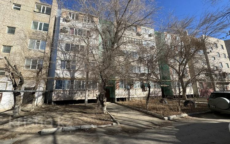 3-бөлмелі пәтер, 64 м², 3/5 қабат, Ақмешіт 4, бағасы: 12 млн 〒 в  — фото 2