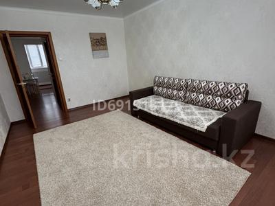 2-комнатная квартира · 54 м² · 7/9 этаж, 5 мкр 20 за 200 000 ₸ в Аксае