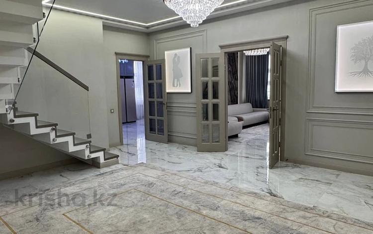 5-бөлмелі пәтер · 260 м² · 9 қабат, Мангилик Ел 38 — Паркинг в цене, бағасы: 1.5 млн ₸ в Астане, Есильский р-н — фото 2