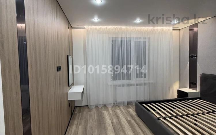 2-комнатная квартира · 63 м² · 13/15 этаж, Райымбека 210/11 за 61 млн ₸ в Алматы, Алмалинский р-н — фото 2