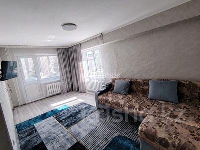 2-бөлмелі пәтер · 45 м² · 2/5 қабат, Бурова — Ука вокзал-Волна, бағасы: 15 000 ₸ в Усть-Каменогорске