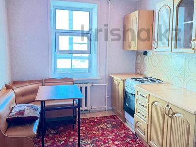 3-комнатная квартира · 63 м² · 8/9 этаж, Майкудук, мкр Восток-5 за 16.5 млн ₸ в Караганде, Алихана Бокейханова р-н