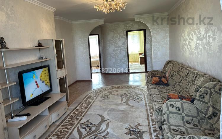 3-комнатная квартира · 100 м² · 5/9 этаж, 12 Мкр 16 А за 320 000 ₸ в Актобе — фото 12