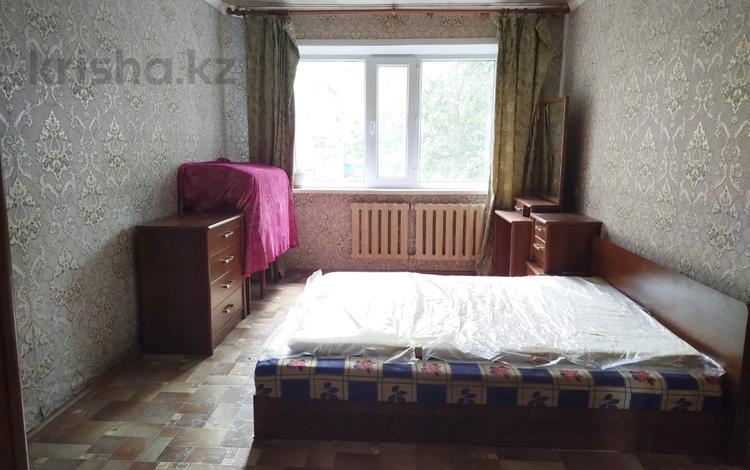 3-комнатная квартира · 62 м² · 2/5 этаж, мкр Юго-Восток, Университетскя — КарГУ за 27 млн ₸ в Караганде, Казыбек би р-н — фото 2