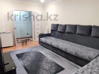 3-комнатная квартира · 80 м² · 2/5 этаж, Молдагуловой 17/5 за ~ 32.8 млн ₸ в Усть-Каменогорске