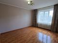 4-бөлмелі пәтер · 70 м² · 2/5 қабат, Локомотивная 27, бағасы: 17 млн ₸ в Новоишимском — фото 2