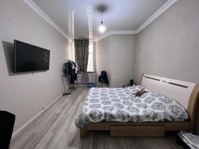 3-комнатная квартира, 77.3 м², мкр Юго-Восток, Алтын-Арка 12 за 28 млн 〒 в Караганде, Казыбек би р-н