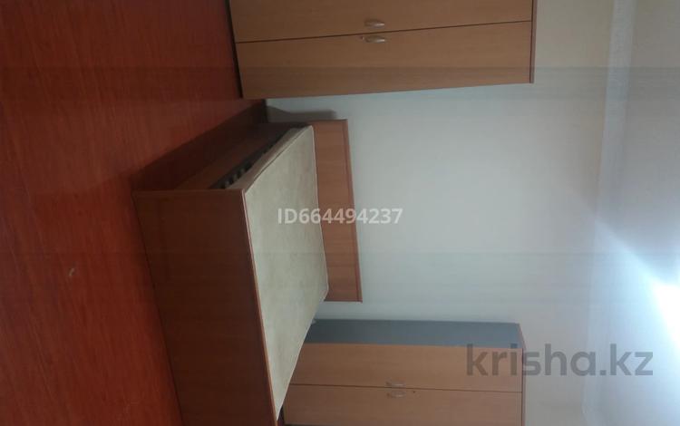 Отдельный дом · 5 комнат · 100 м² · 10 сот., Калимова 42 за 330 000 ₸ в Атырау, мкр Авангард-3 — фото 2