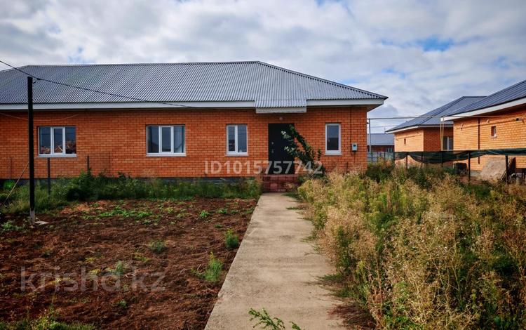 Часть дома · 3 комнаты · 80 м² · 4.5 сот., Жансугирова 50/0 — Ахмет жубанова за 19 млн ₸ в Уральске — фото 2