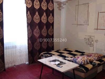 1-комнатная квартира · 15 м² · 2/4 этаж, мкр Шанхай, Металургическая 5 за 4 млн 〒 в Актобе