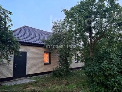 Отдельный дом · 4 комнаты · 88 м² · 27 сот., Бирлик за 50 млн 〒 в Акколе