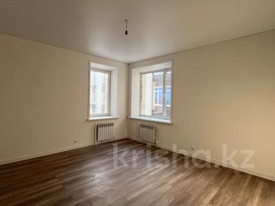 3-бөлмелі пәтер · 109.9 м² · 2/9 қабат, Каирбекова 83, бағасы: ~ 52.8 млн ₸ в Костанае