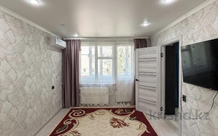 3-бөлмелі пәтер · 48.3 м² · 4/5 қабат, Абу Бакира Кердери, бағасы: 15 млн ₸ в Уральске — фото 2