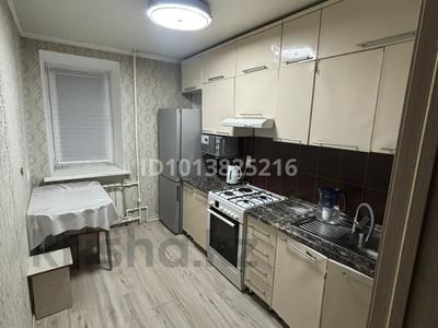 2-комнатная квартира · 49 м² · 2/5 этаж, Майкудук, 18й микрорайон 16 — Возле стоматологии,Феллида за 16.8 млн ₸ в Караганде, Алихана Бокейханова р-н