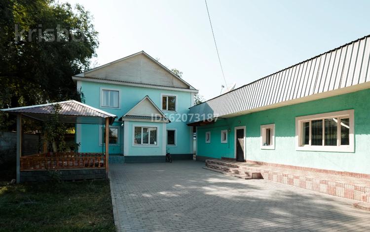 Отдельный дом • 5 комнат • 250 м² • 10 сот., Азербаева 2а за 75 млн 〒 в Абае — фото 96