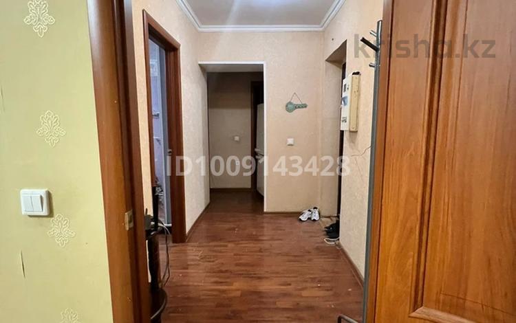 2-бөлмелі пәтер · 64 м² · 3/10 қабат, Бекхожина 5, бағасы: 30 млн ₸ в Павлодаре — фото 2