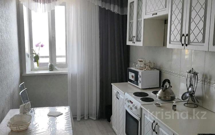 4-комнатная квартира · 84 м² · 9/12 этаж, 15 микрорайон за 29 млн ₸ в Семее — фото 2