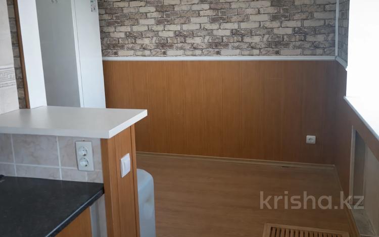 4-бөлмелі пәтер · 61 м² · 4/5 қабат, Керамическая, бағасы: 17.9 млн ₸ в Караганде, Казыбек би р-н — фото 8