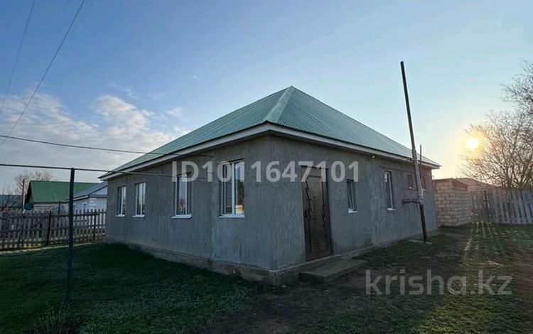 Отдельный дом · 3 комнаты · 110 м² · 10 сот., Ақжайық тұйық(Акжаикский переулок) 2 В — Цонның қасында за 20.5 млн ₸ в Чапаеве — фото 2
