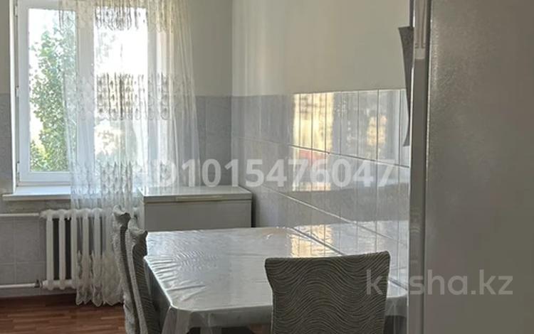 2-бөлмелі пәтер · 67.7 м² · 5/10 қабат, Алтын орда ш/а. 30в — Ораз татеулы 11, бағасы: 27 млн ₸ в Актобе, мкр. Алтын орда — фото 2