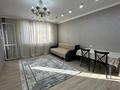 2-комнатная квартира · 55.3 м² · 1/12 этаж, мкр Акбулак 87 за 300 000 ₸ в Алматы, Алатауский р-н — фото 2