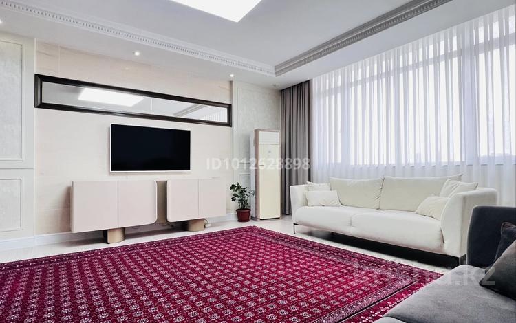 4-комнатная квартира · 140 м² · 7/20 этаж, Кошкарбаева 10 — СРОЧНАЯ ПРОДАЖА за 107 млн ₸ в Астане, Сарайшык р-н — фото 4