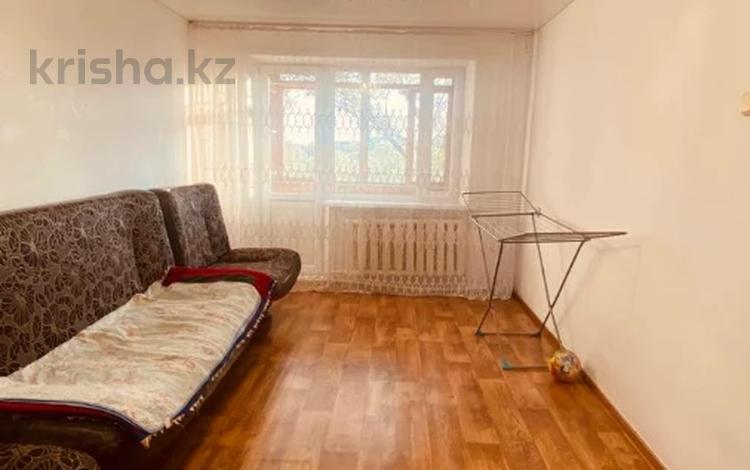 2-бөлмелі пәтер · 48 м² · 4/5 қабат, 15-шағынаудан, бағасы: 10.5 млн ₸ в Караганде, Алихана Бокейханова р-н — фото 2