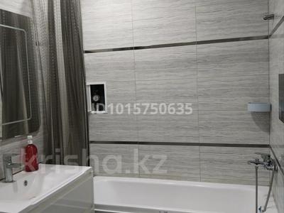 2-бөлмелі пәтер · 85 м² · 3/5 қабат, Алтын орда ш/а., Тәуелсіздік 12, бағасы: 250 000 ₸ в Актобе, мкр. Алтын орда