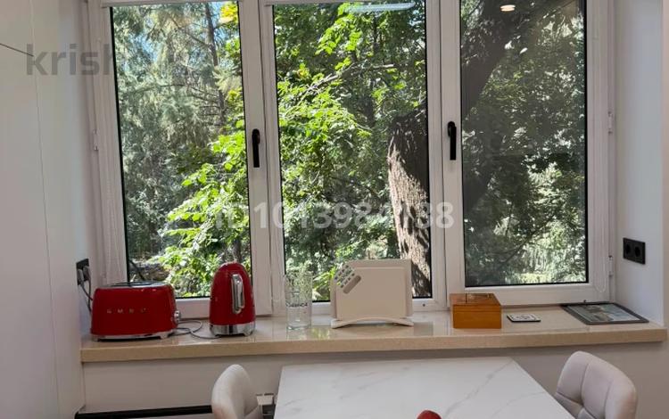 3-комнатная квартира · 80.4 м² · 3/5 этаж, Валиханова 84 — Карасай батыра за 127 млн ₸ в Алматы, Медеуский р-н — фото 42