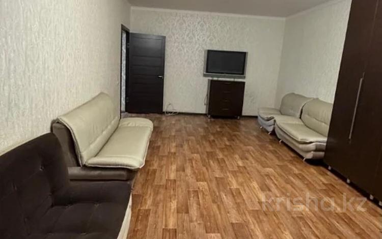 1-бөлмелі пәтер · 64 м² · 15/16 қабат, мкр Шугыла, Жуалы — Сабденова- Жуалы, бағасы: 180 000 ₸ в Алматы, Наурызбайский р-н — фото 90