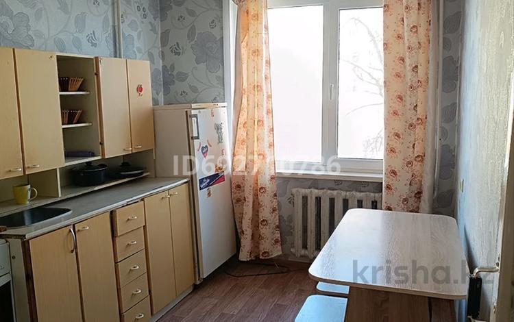 1-комнатная квартира, 40 м², 2/5 этаж помесячно, Валиханова — Обл.гаи за 90 000 〒 в Кокшетау — фото 2