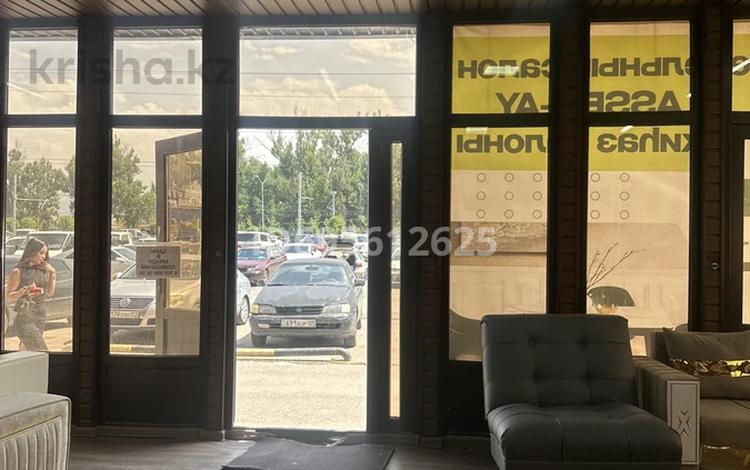 Свободное назначение, офисы, магазины и бутики, общепит, салоны красоты, образование, развлечения, кабинеты и рабочие места, студии · 60 м² за 240 000 〒 в Алматы, Алатауский р-н — фото 2