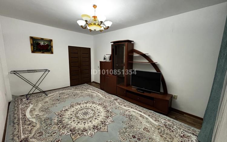 2-бөлмелі пәтер · 54 м² · 1/5 қабат, Улы Дала ш/а. 22 — Возле 64 школы, бағасы: 140 000 ₸ в Таразе, мкр Улы Дала — фото 2