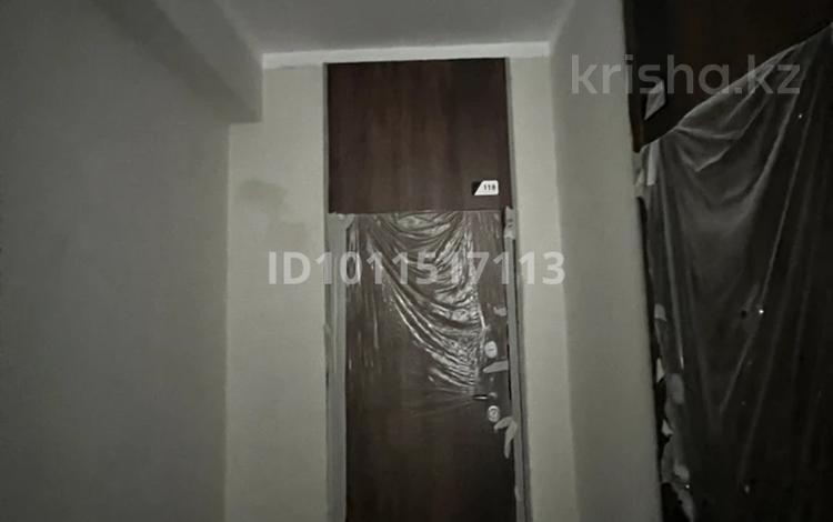 2-бөлмелі пәтер · 75.8 м² · 10/11 қабат, 18 мкр 30 — ТҮК. Абай қасында орналасқан, бағасы: 25 млн ₸ в Актау, 18-й мкр  — фото 2