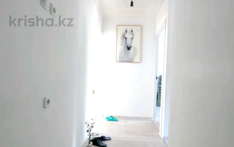 2-бөлмелі пәтер · 47 м² · 1/5 қабат, мкр Строитель, бағасы: 17.5 млн ₸ в Уральске — фото 2