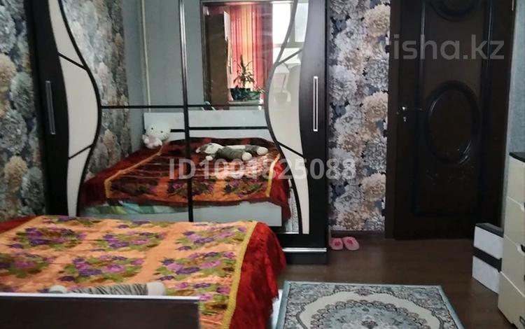4-комнатная квартира · 100 м² · 4/5 этаж, 21 микрораион дом 4 — Жангельдина 21 микрораион за 35 млн ₸ в Шымкенте, Аль-Фарабийский р-н — фото 2