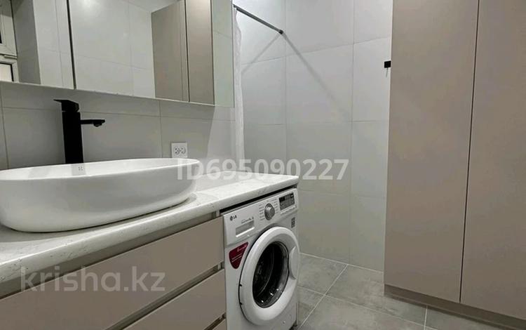 Отдельный дом · 5 комнат · 176 м² · 3.5 сот., мкр Строитель, Ватутина — Циалковского за 53 млн 〒 в Уральске — фото 2